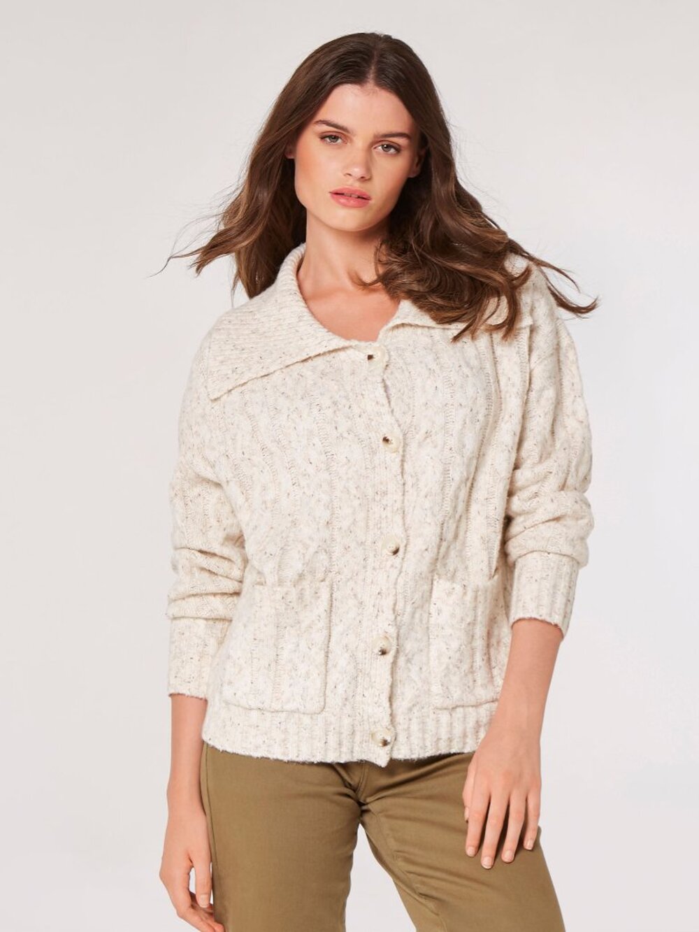 Chunky Cable Knit Collared Cardi - Picture 8 of 11